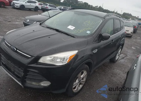2014 Ford Escape Se z USA, uszkodzony, nr VIN 1FMCU9GX6EUB04156
